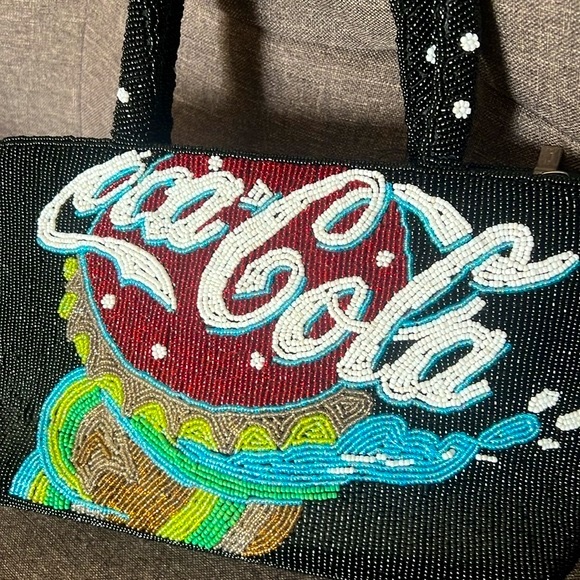 RARE Vintage SEED BEADED COCA COLA Top Handle Bag - Picture 15 of 15